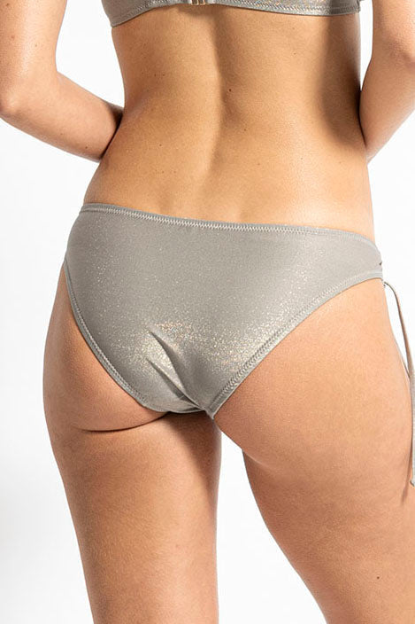 Tipi di slip per bikini